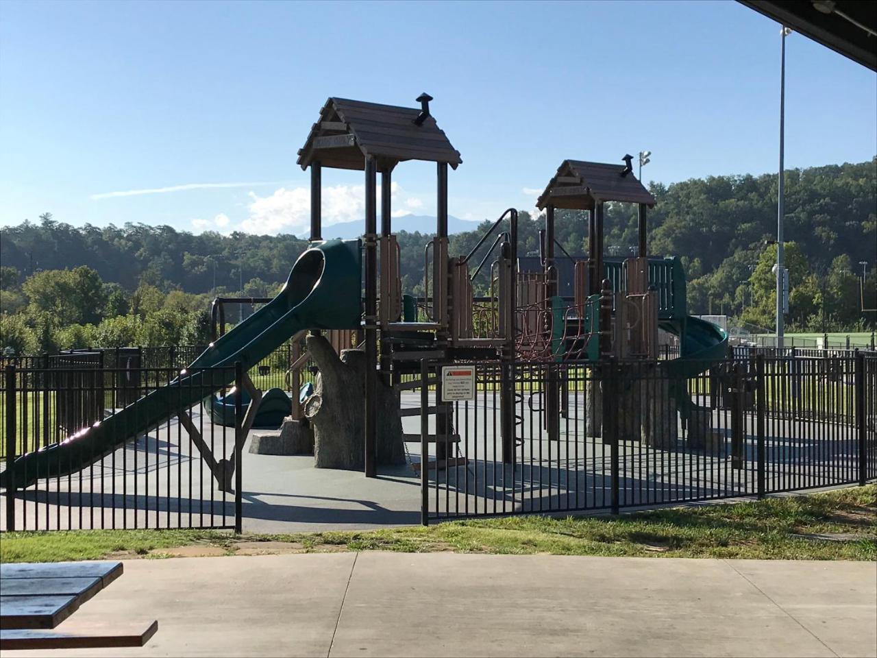 My Happy Place Pigeon Forge Εξωτερικό φωτογραφία